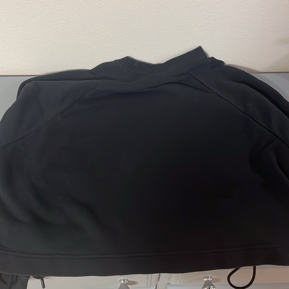 women’s large black Nike cropped sweatshirt - Picture 5 of 5